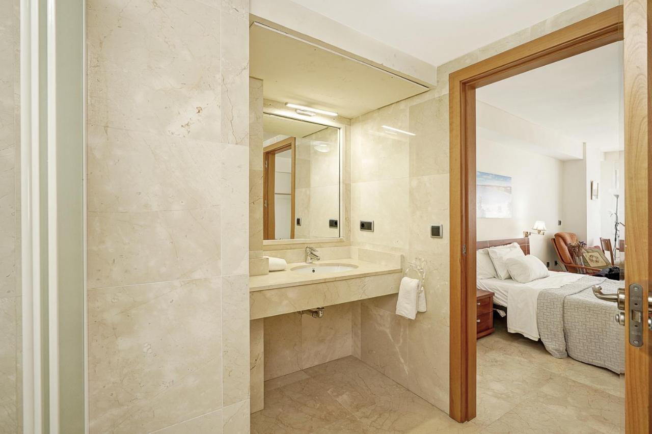 Apartamento En 1ª Linea De Playa, Estepona Centro Екстер'єр фото