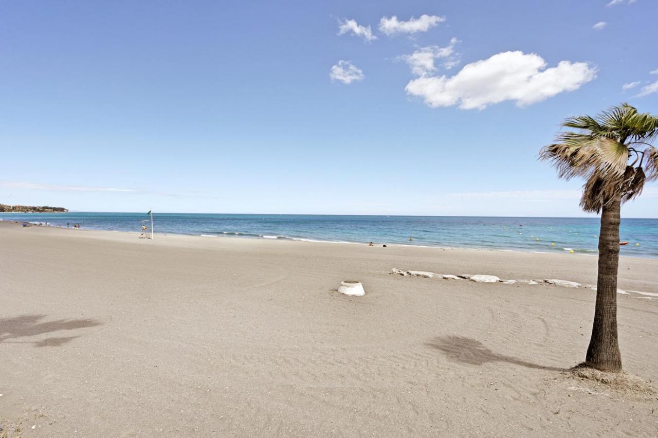 Apartamento En 1ª Linea De Playa, Estepona Centro Екстер'єр фото